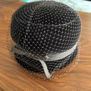 United Hatters Brown Netting Cloche Hat Ribbon Union Made Vintage Velvet Women’s